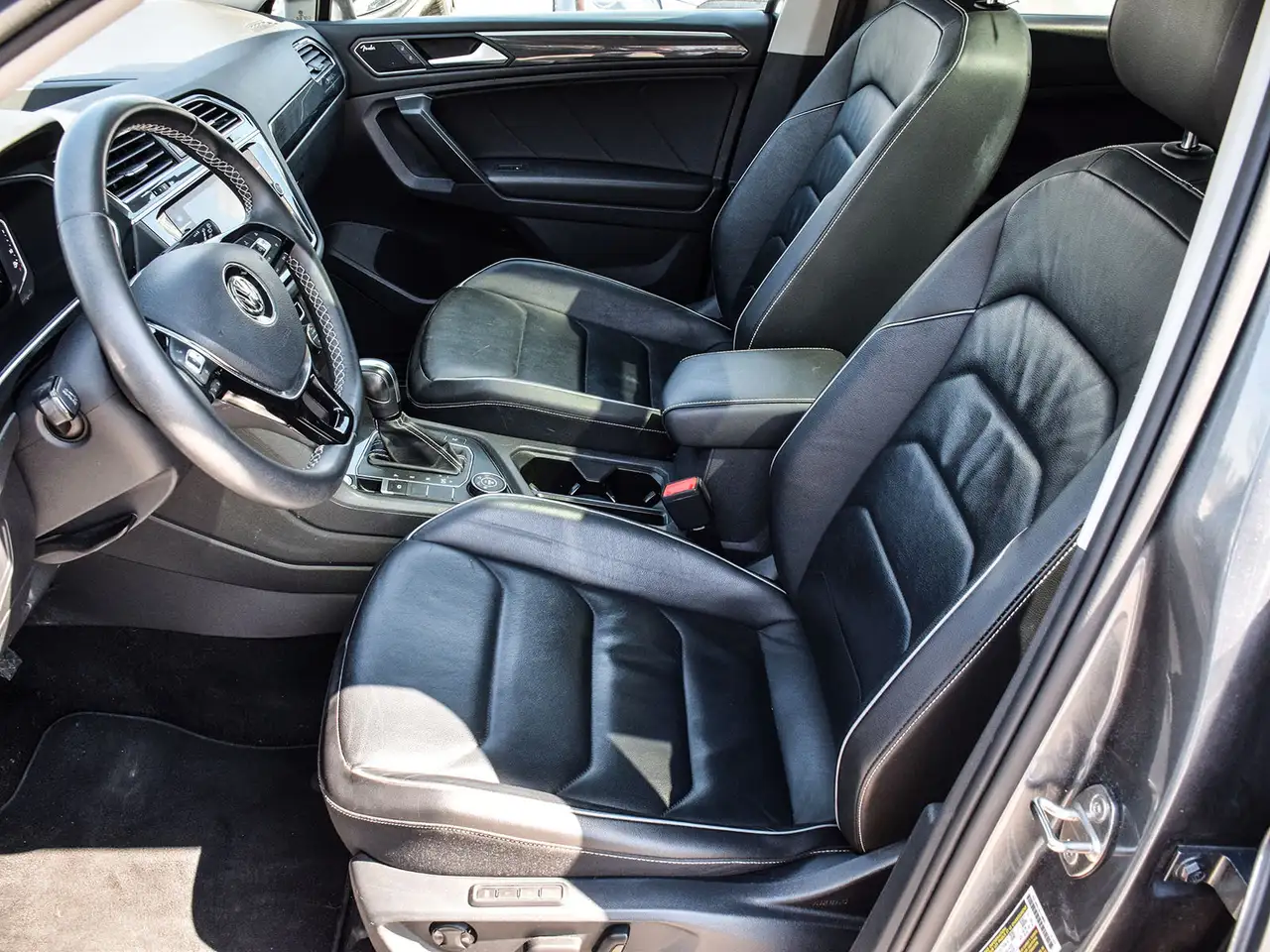 Volkswagen Tiguan снимка Volkswagen Tiguan