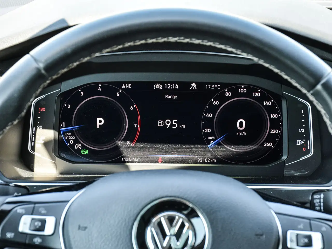 Volkswagen Tiguan снимка Volkswagen Tiguan