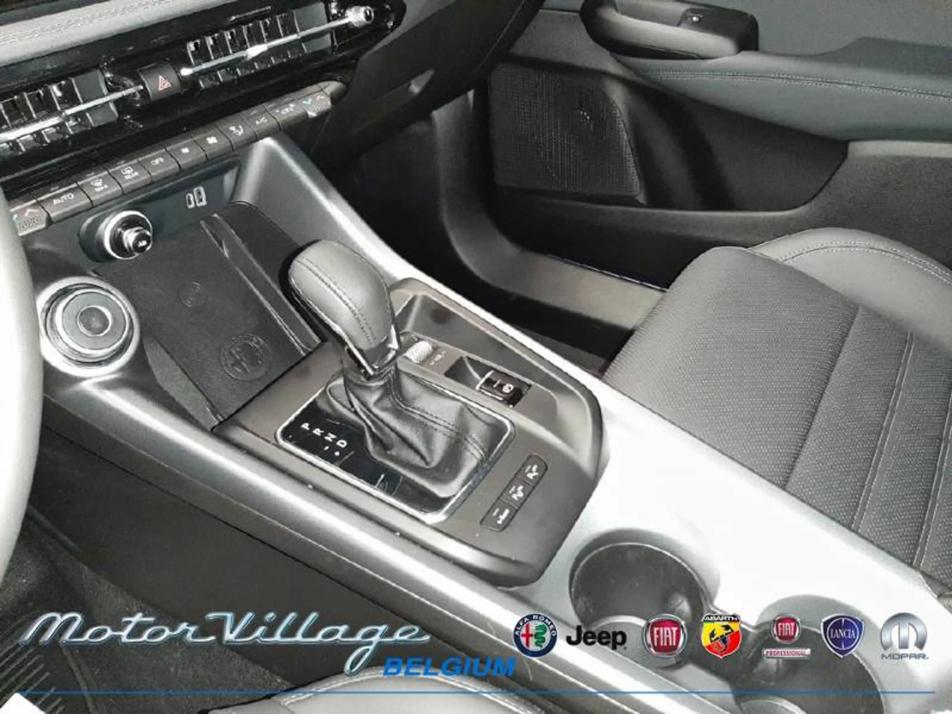 Alfa Romeo Tonale 1 1.3 T280 PHEV Q4 Veloce — photo 15