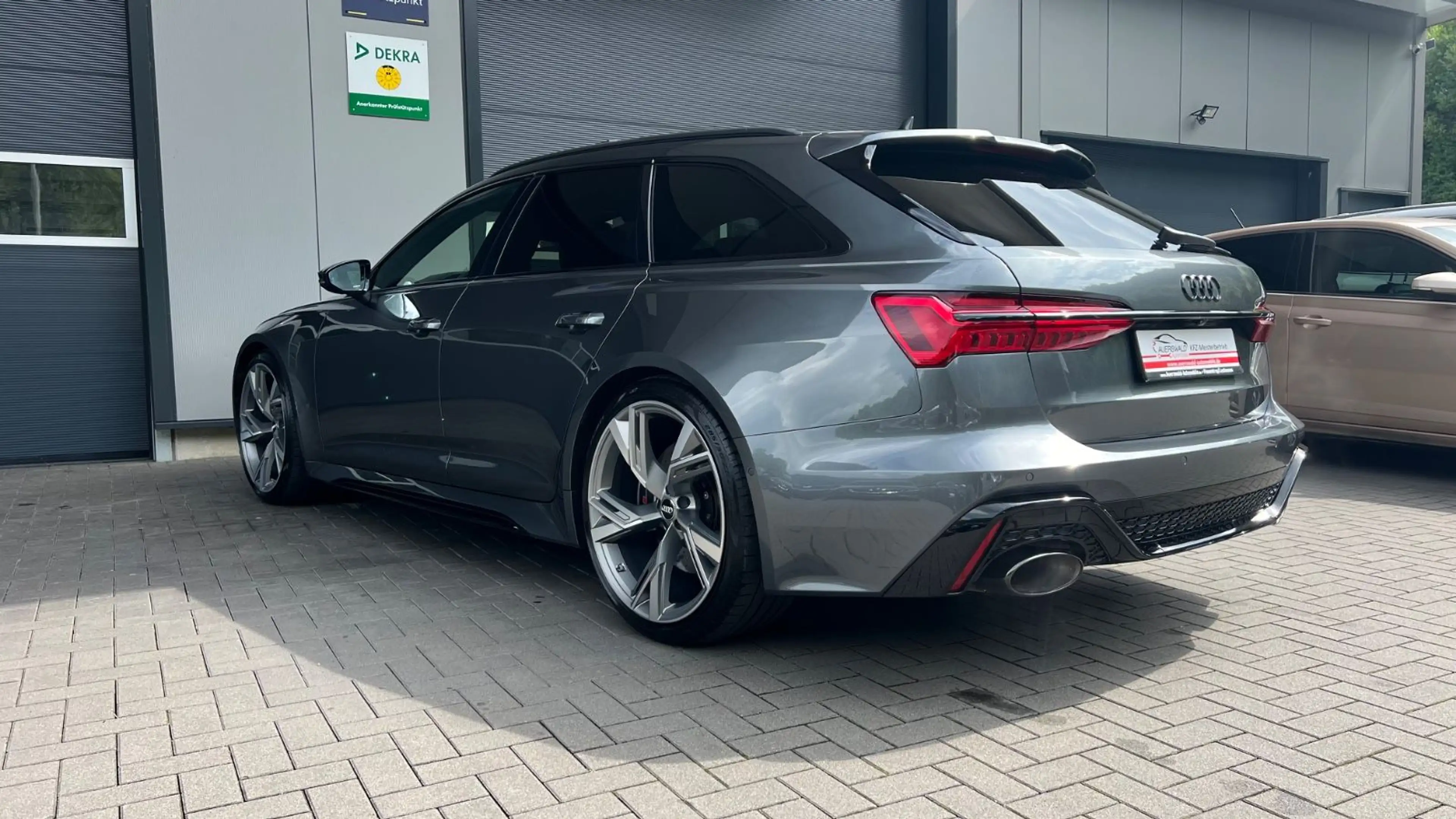 Audi RS6 Avant dyn* Pano * Keramik * B&O * HUD * Luft — photo 6