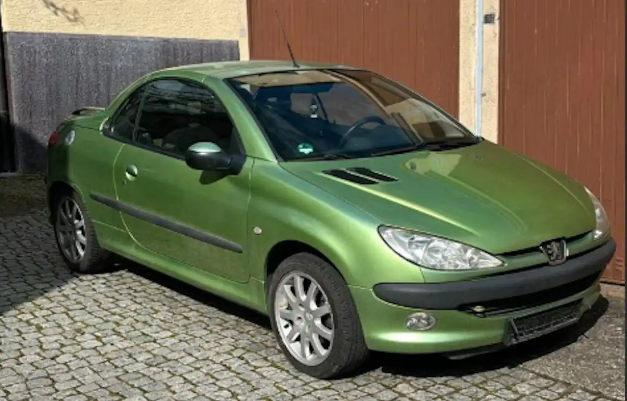 Peugeot 206 CC 1.6i 16V A