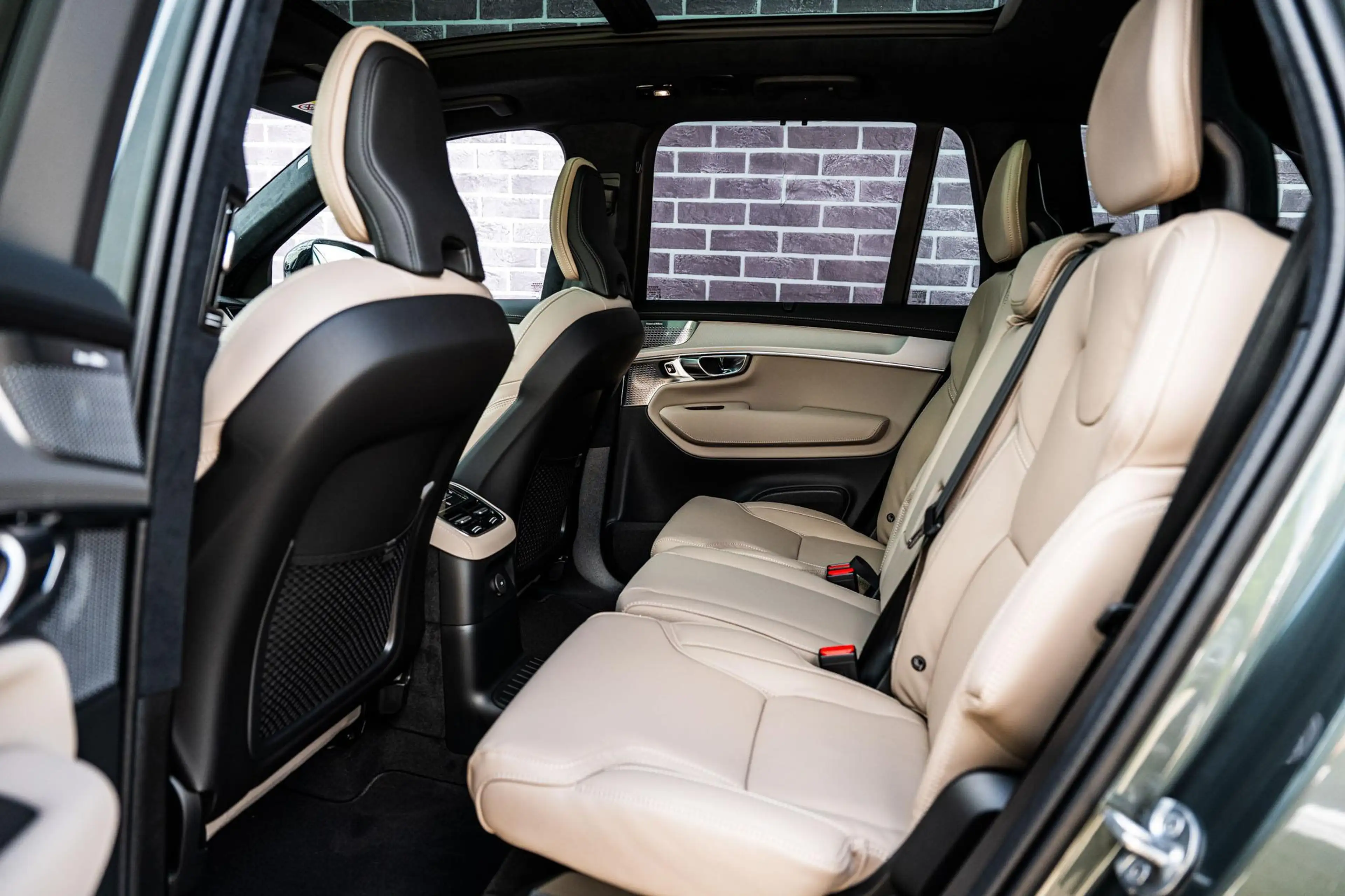Volvo XC90 2.0 T8 Plug-in hybrid AWD Ultra Dark Executive Edi — photo 9