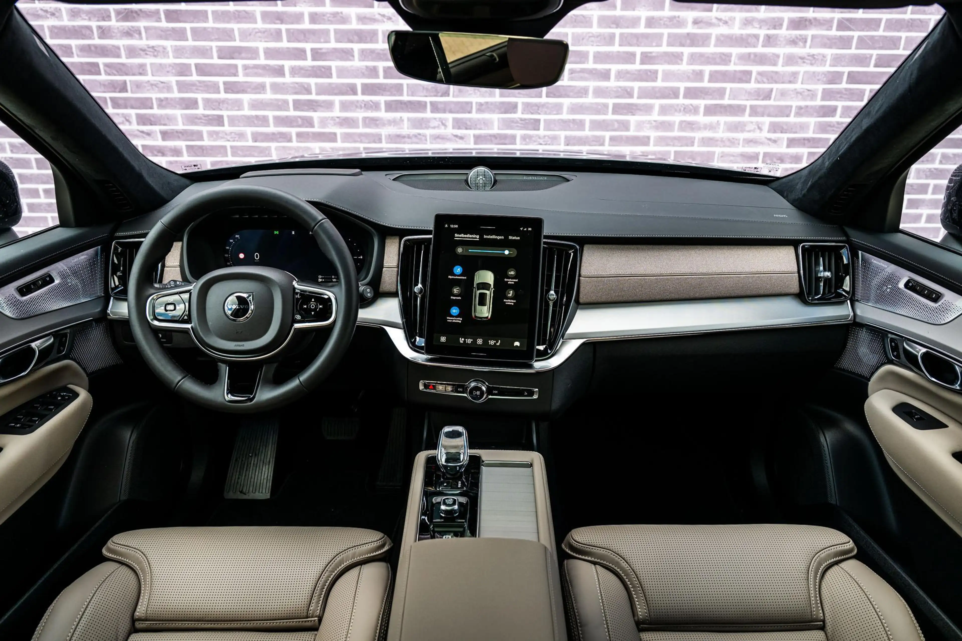 Volvo XC90 2.0 T8 Plug-in hybrid AWD Ultra Dark Executive Edi — photo 6