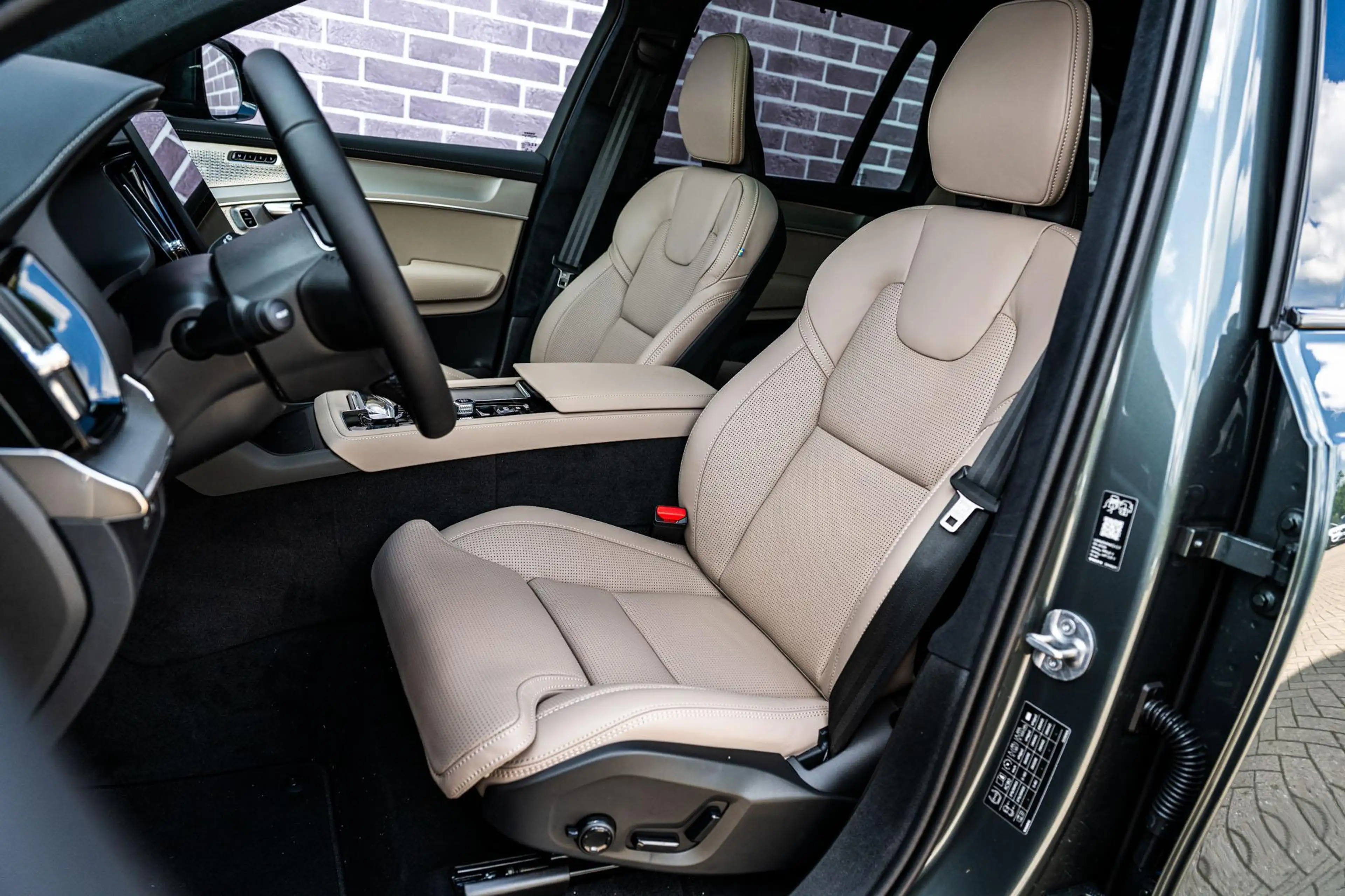 Volvo XC90 2.0 T8 Plug-in hybrid AWD Ultra Dark Executive Edi — photo 7