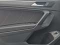 Volkswagen Tiguan R-Line 4Motion *PANO* *LED* *KAM* *LENKRADH* Schwarz - thumbnail 16