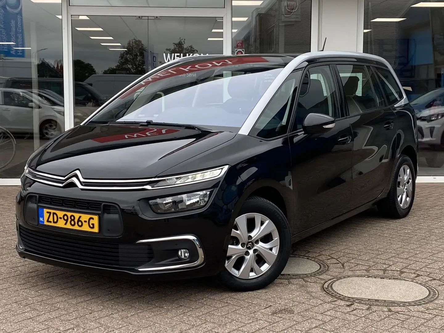 Citroen Grand C4 Picasso 1.2 PureTech Feel Automaat, 7 zits, cruise control Zwart - 2