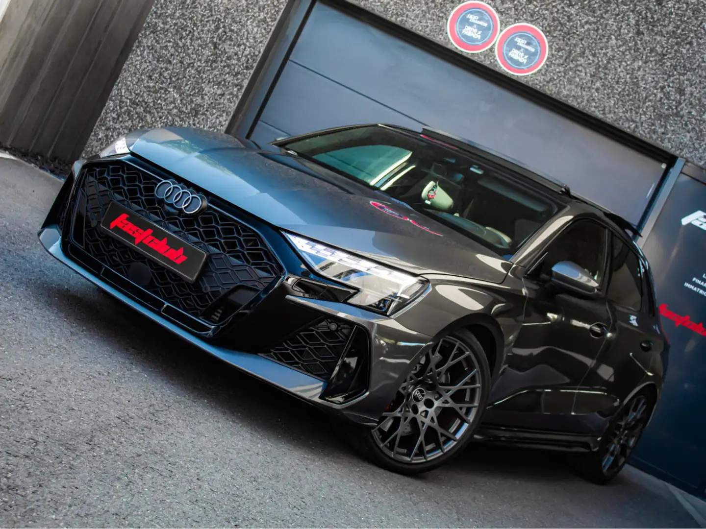 Audi RS3 5 cylindres 2.5L turbo Grau - 1