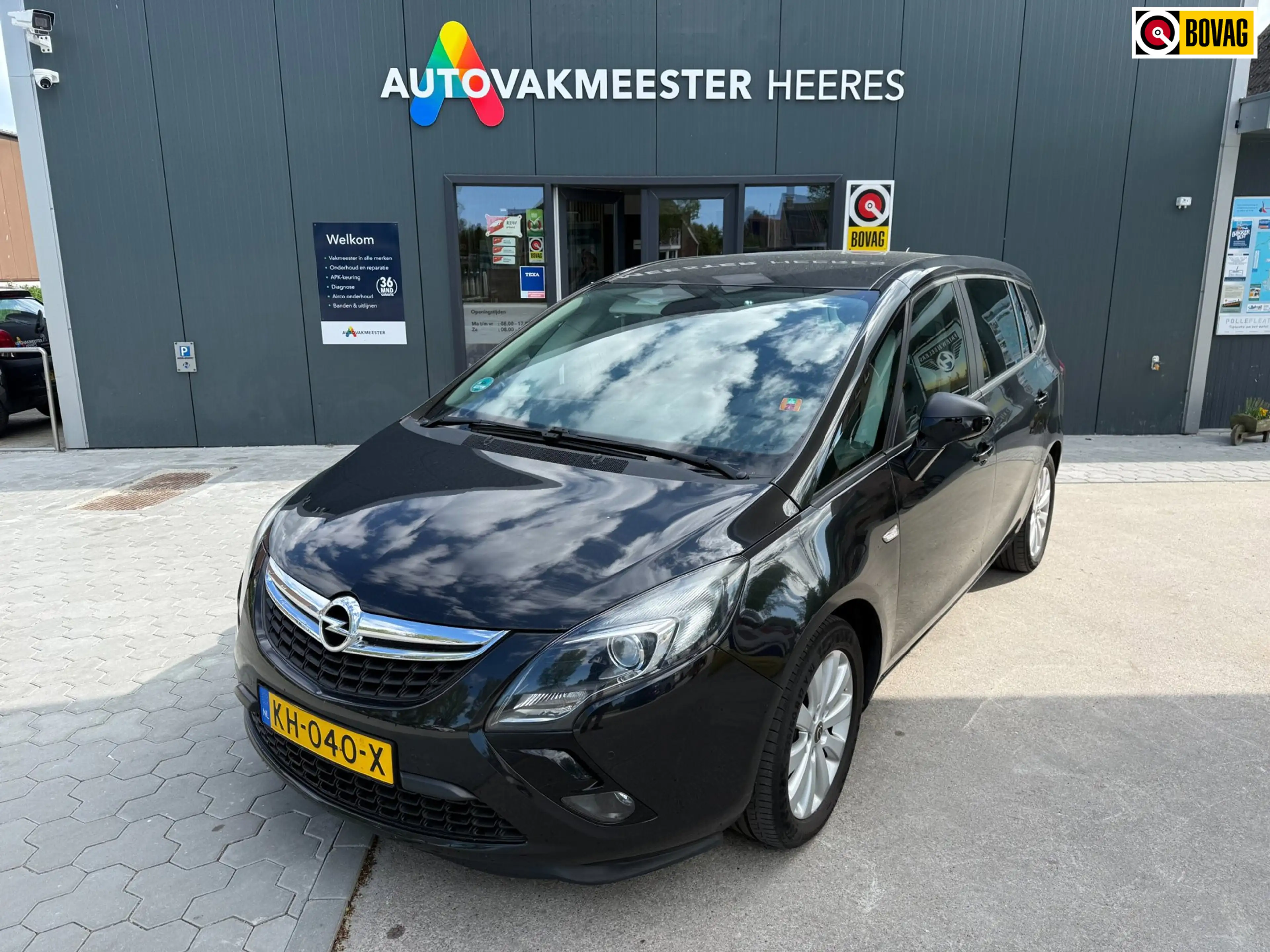 Opel Zafira Tourer 1.4 Cosmo 7p.