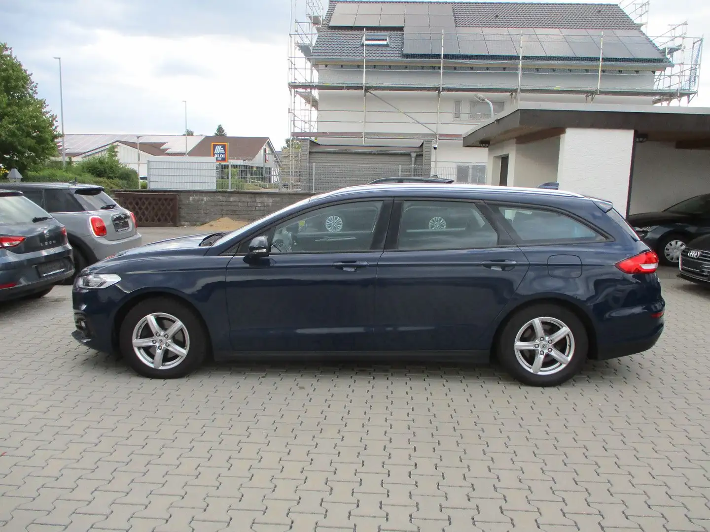 Ford Mondeo 2,0 Auto NAVI SPURH SITZH TEMPOMA PDC ACC Albastru - 1