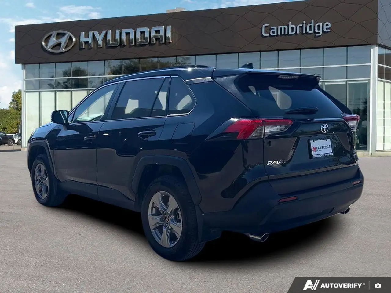 Toyota RAV 4 снимка Toyota RAV 4