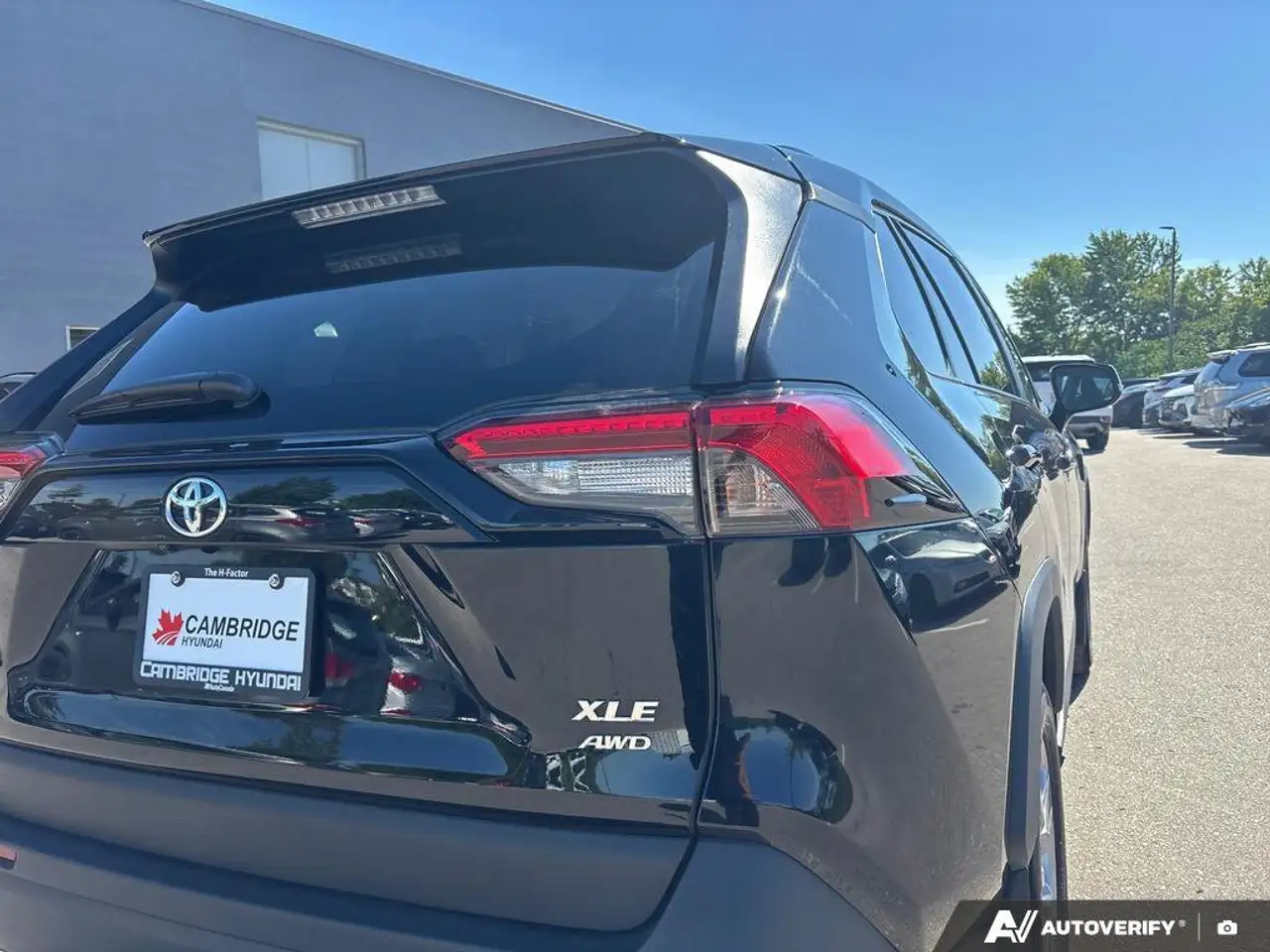 Toyota RAV 4 снимка Toyota RAV 4
