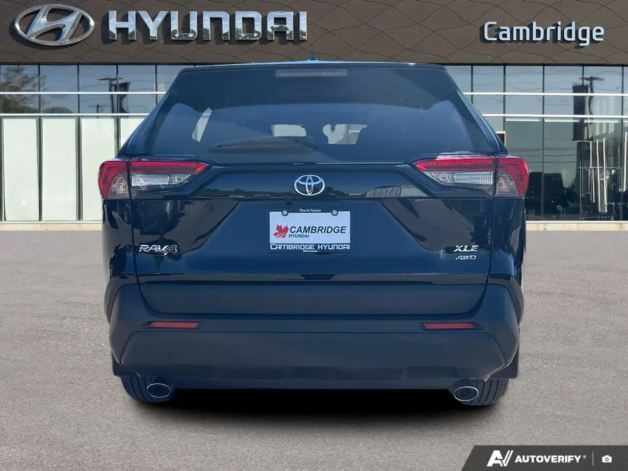 Toyota RAV 4 снимка Toyota RAV 4