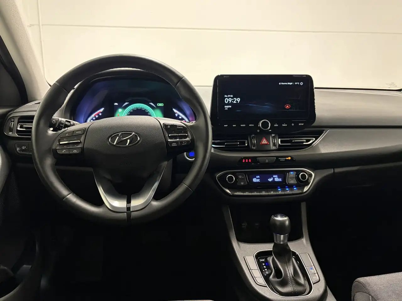 Hyundai i30 1.0 T-GDi 48v Twist wagon AT, миниатюра 12