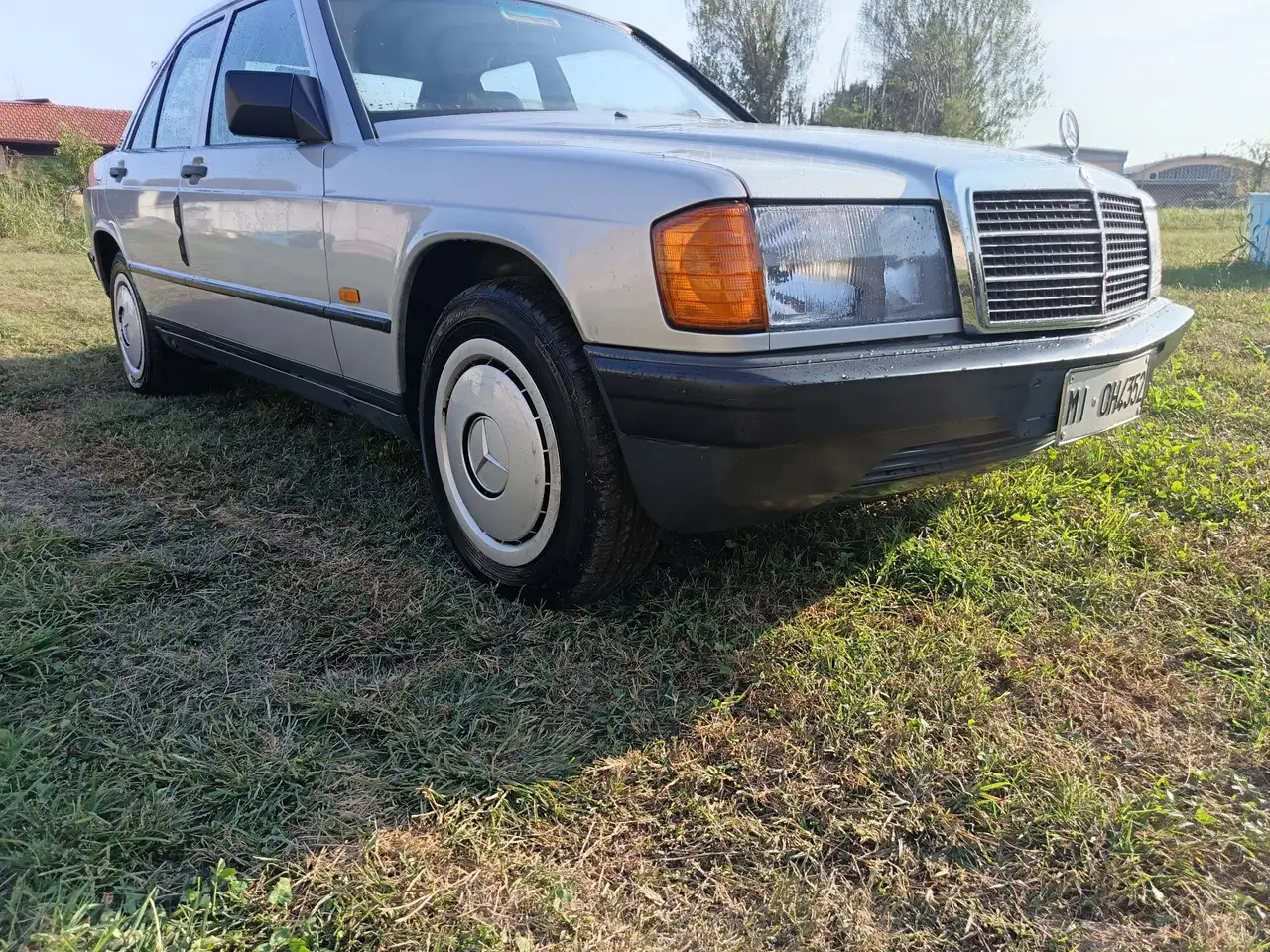 Mercedes-Benz 190 2.0 E 122cv, foto 5