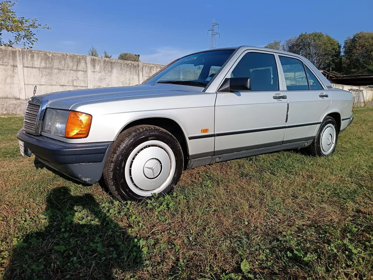 Mercedes-Benz 190 2.0 E 122cv, foto 4