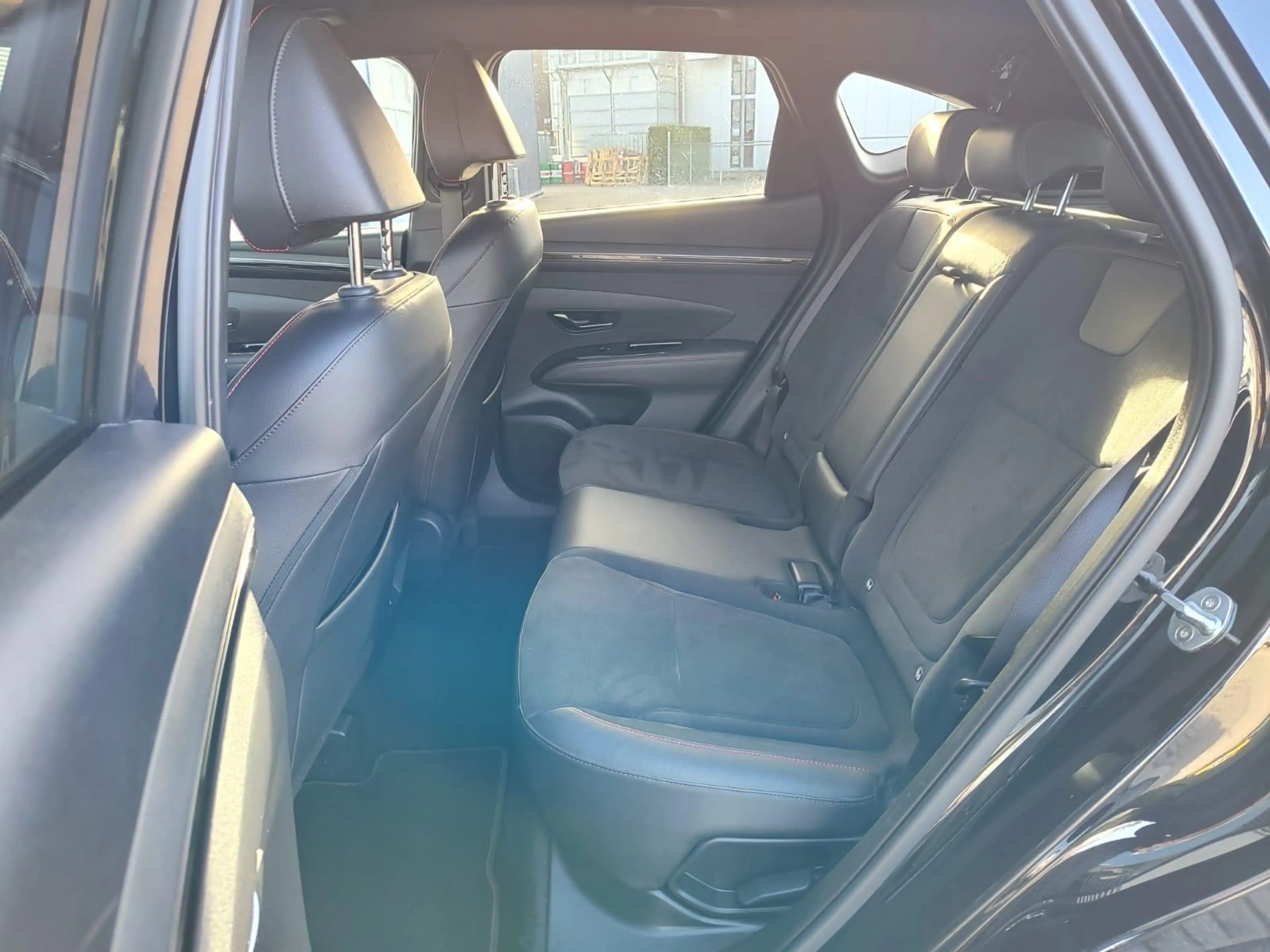 Hyundai TUCSON 1.6 T-GDI HEV N Line Trekhaak | Stoel en stuur ver — photo 14