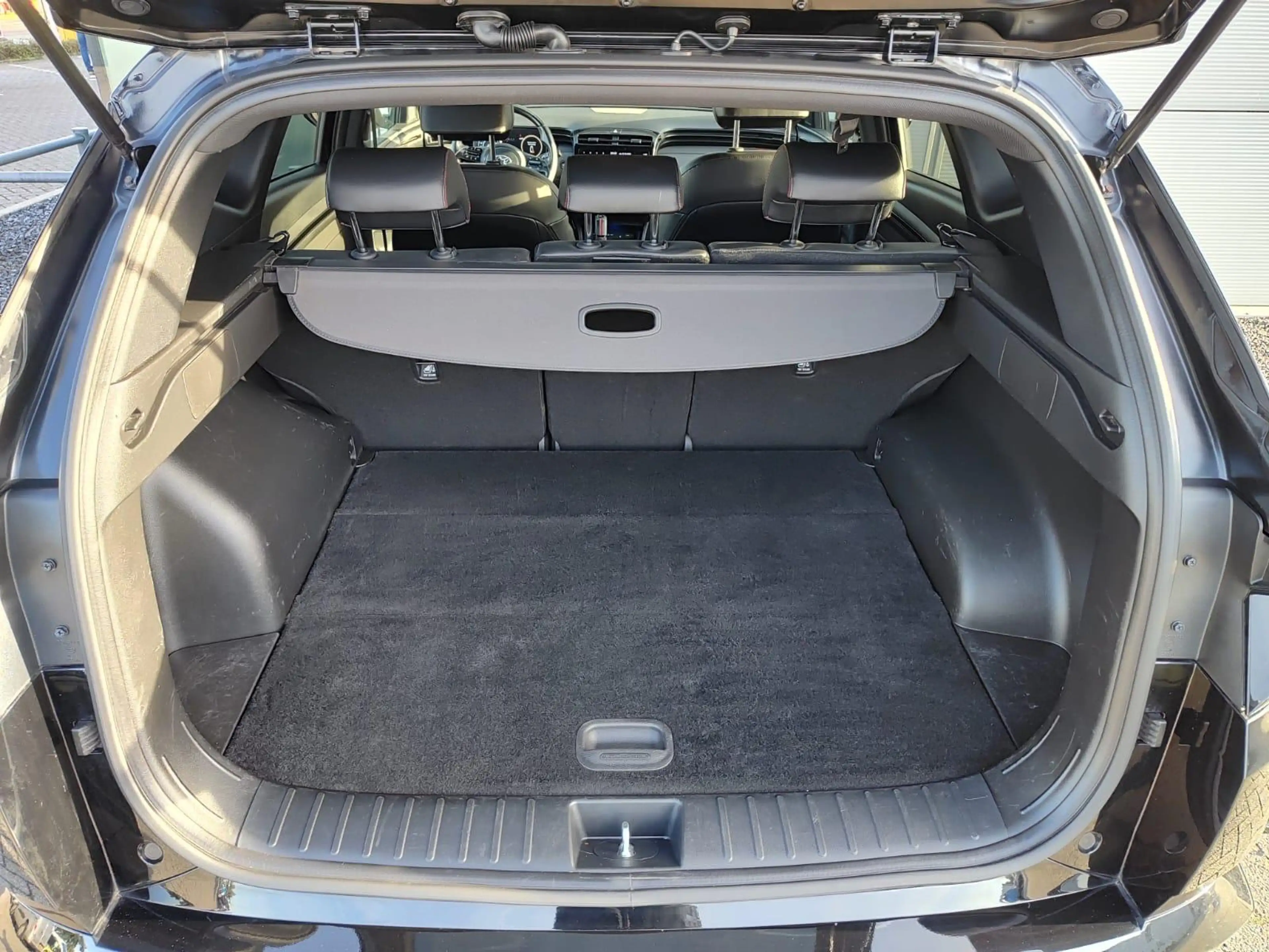 Hyundai TUCSON 1.6 T-GDI HEV N Line Trekhaak | Stoel en stuur ver — photo 12
