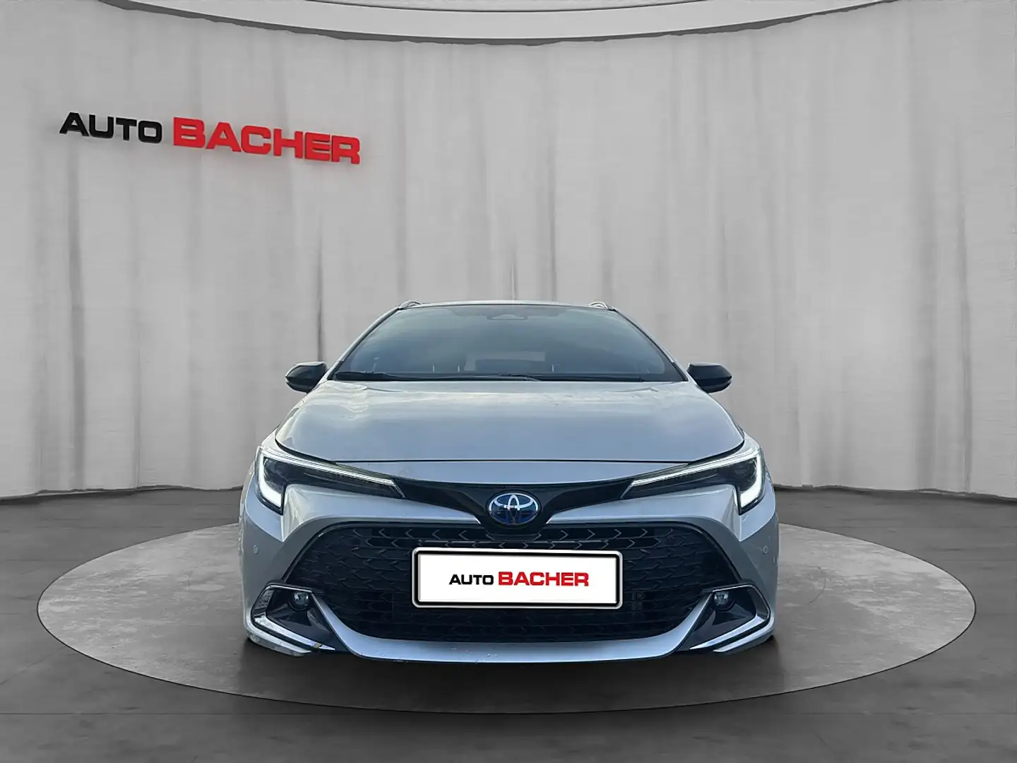 Toyota Corolla 1,8 Hybrid Touring Sports Active Drive Silber - 2