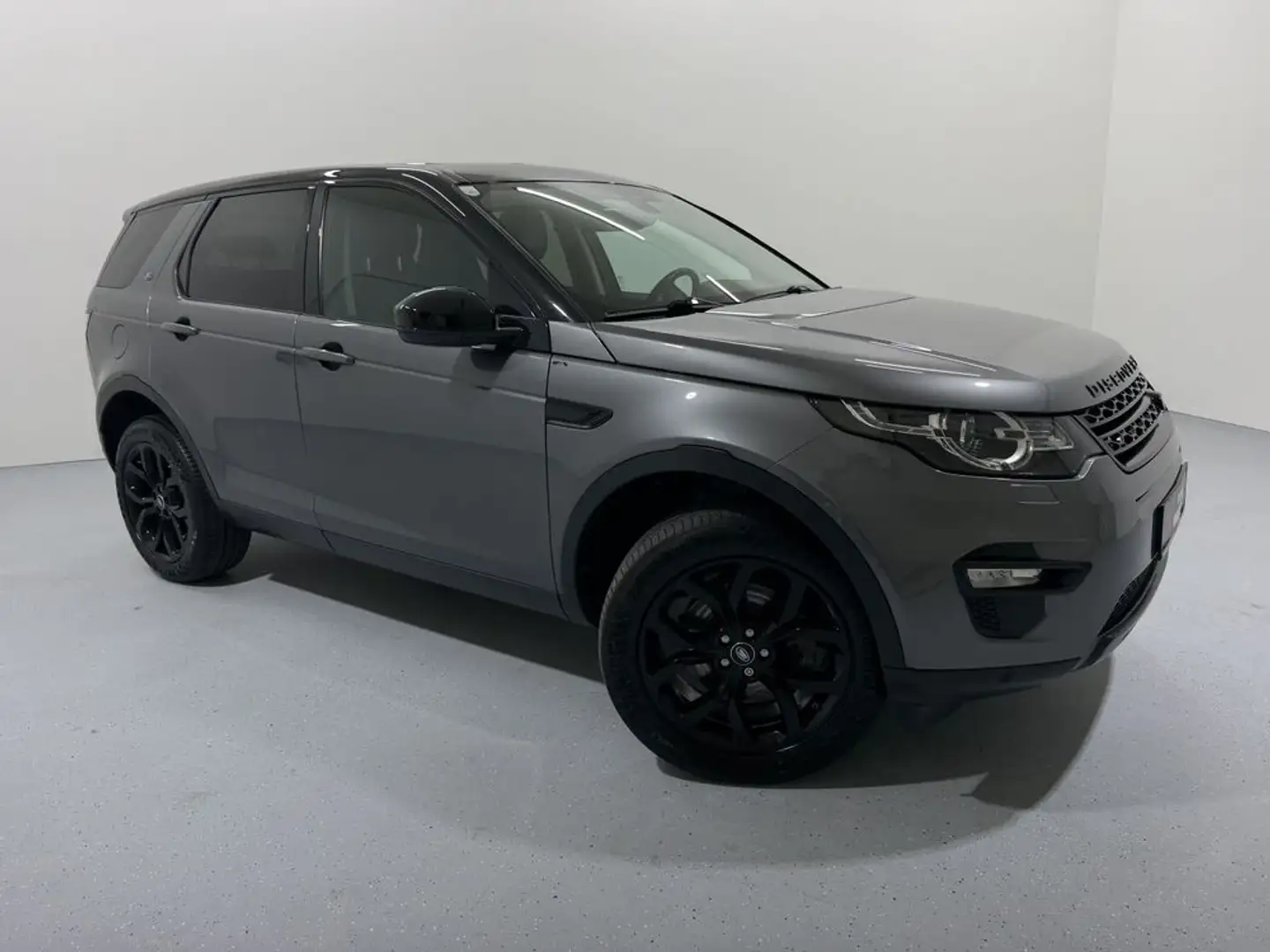 Land Rover Discovery Sport 2,0 SD4 4WD TEMPOMAT NAVI R-KAM Grau - 2