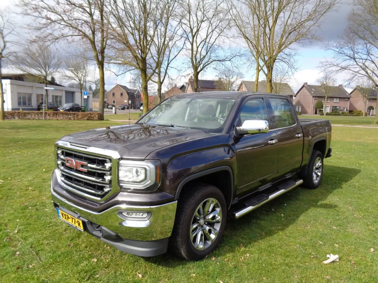 GMC Sierra - Gris - 1