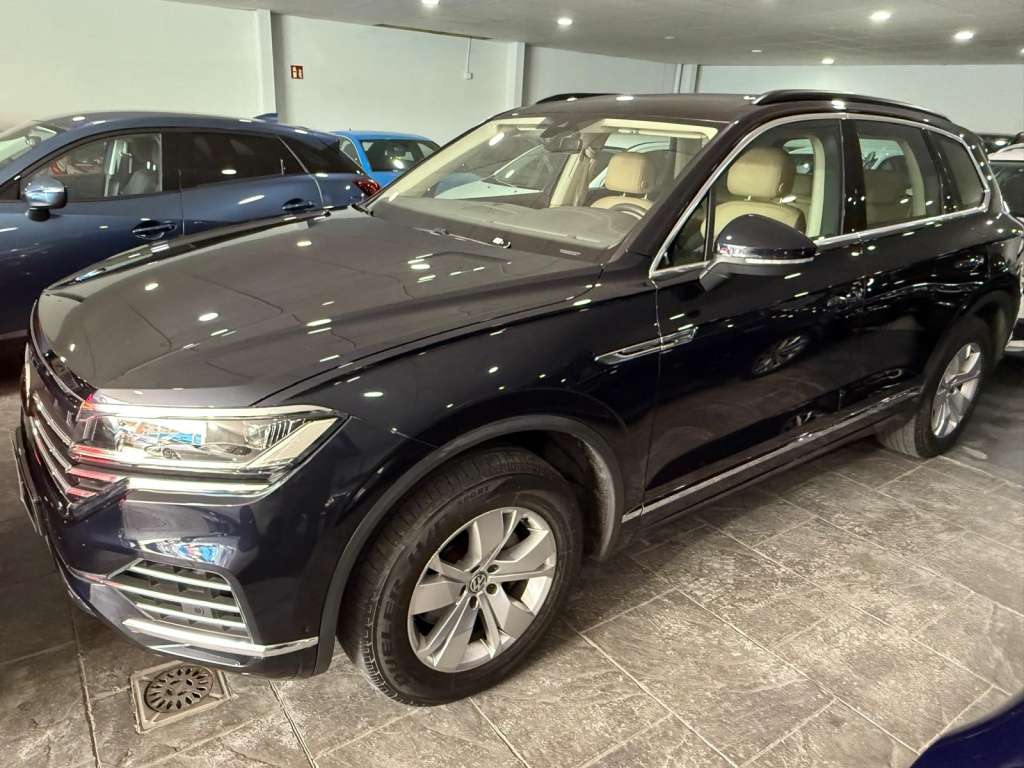 Volkswagen Touareg 3.0TDI V6 Premium Tiptronic Atmosphere 4M 210kW - foto 1