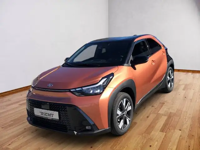 Toyota Aygo X 1,5 Hybrid Teamplayer + Sitzheizung