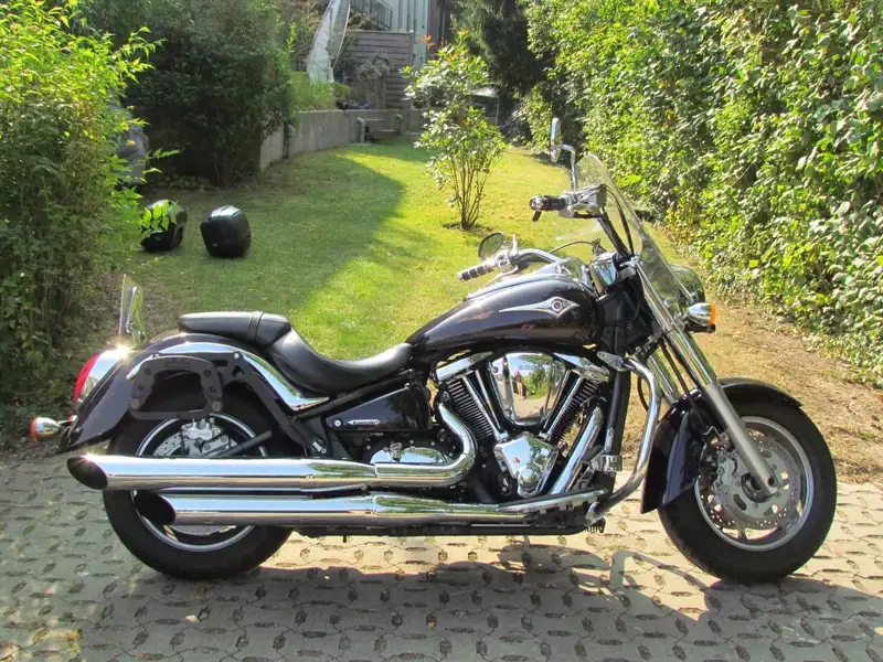 Kawasaki VN 2000 - foto 2