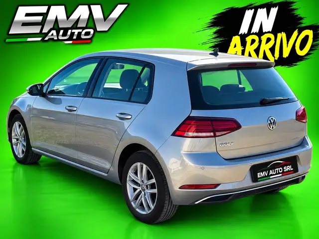 Volkswagen Golf view 11