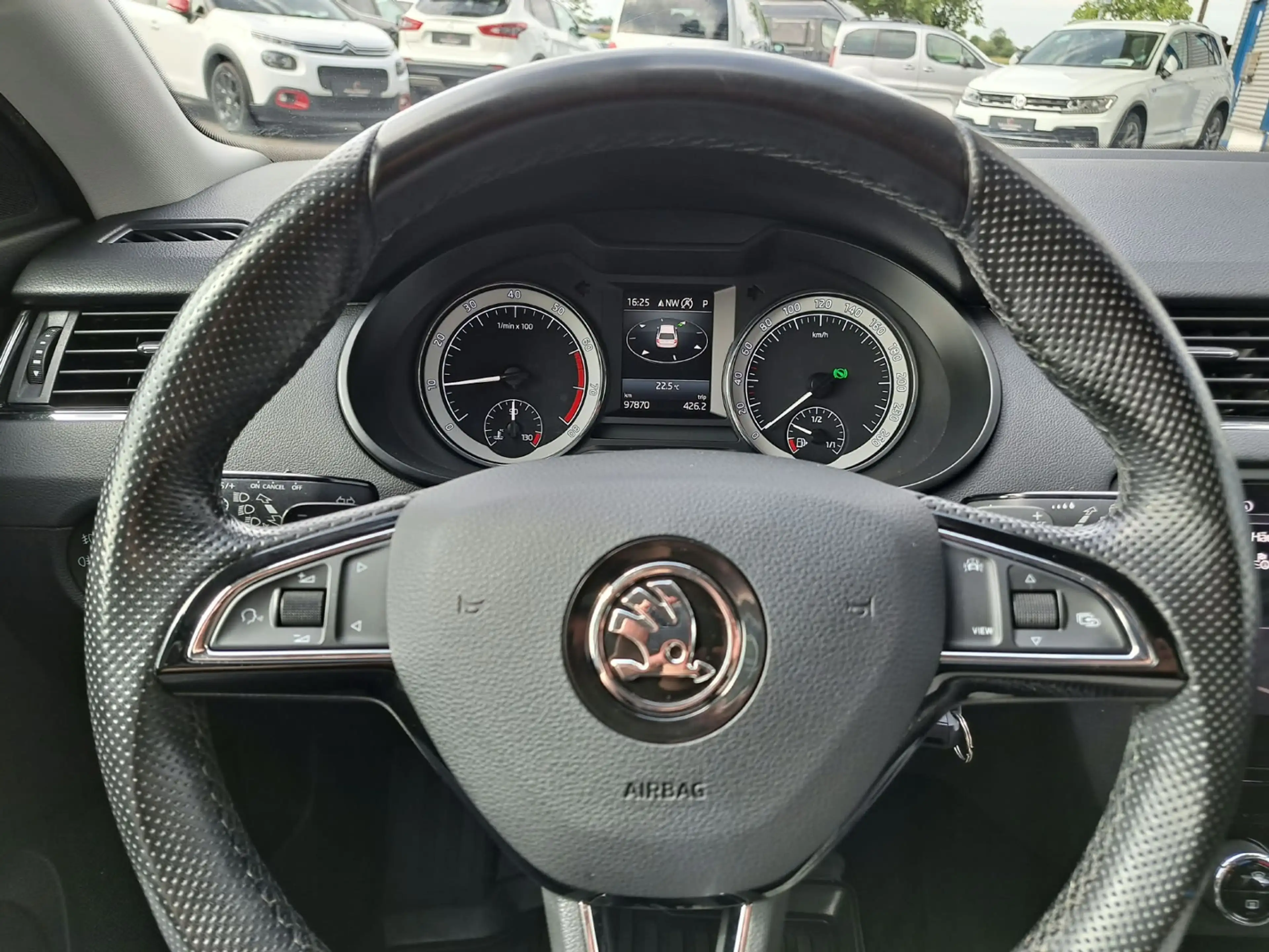 Skoda Octavia 1.0 TSI DSG *APP*NAVI*PDC*ALU*2-ZONEN KLIMAUTOMAT — photo 11