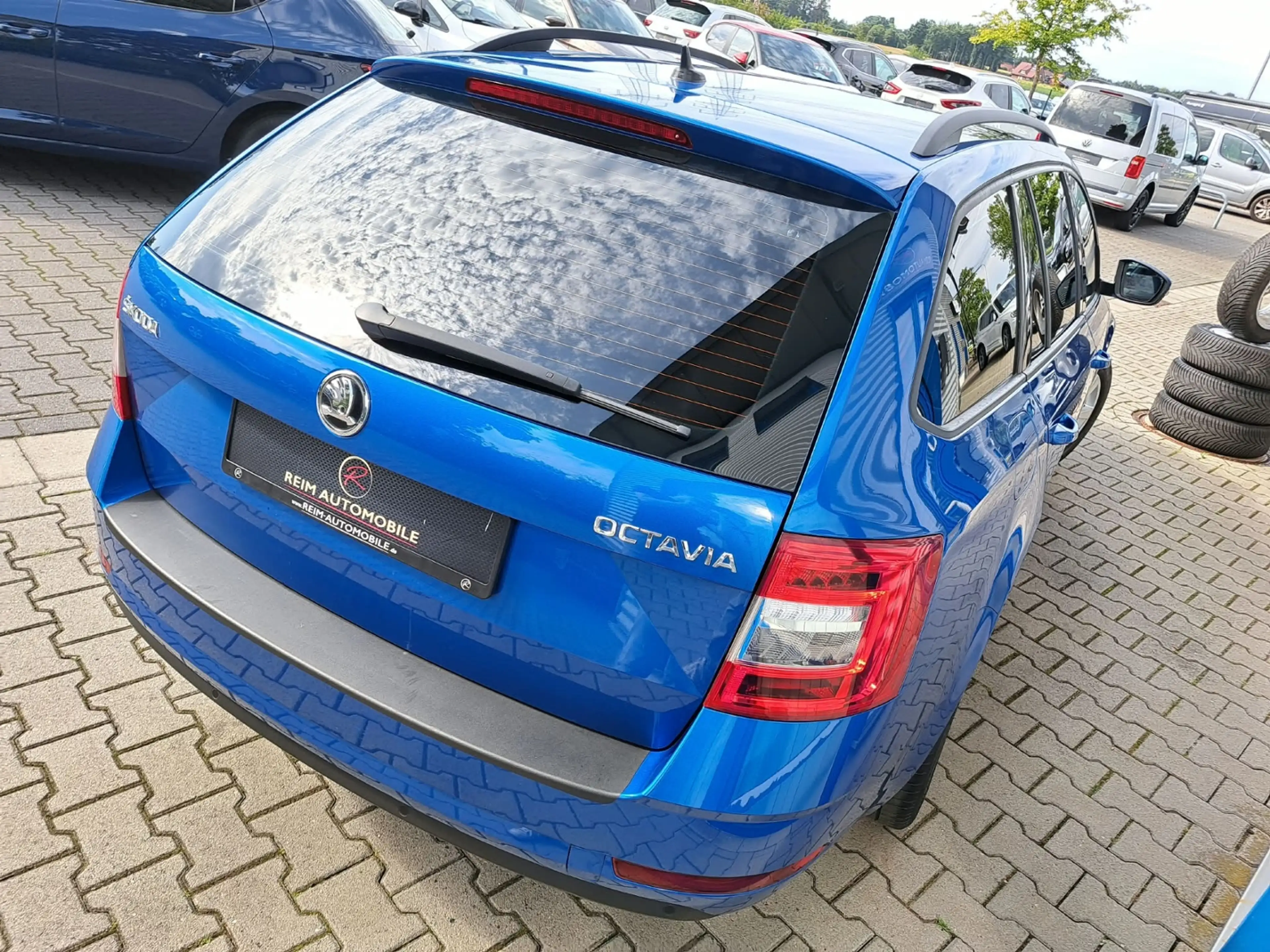 Skoda Octavia 1.0 TSI DSG *APP*NAVI*PDC*ALU*2-ZONEN KLIMAUTOMAT — photo 5