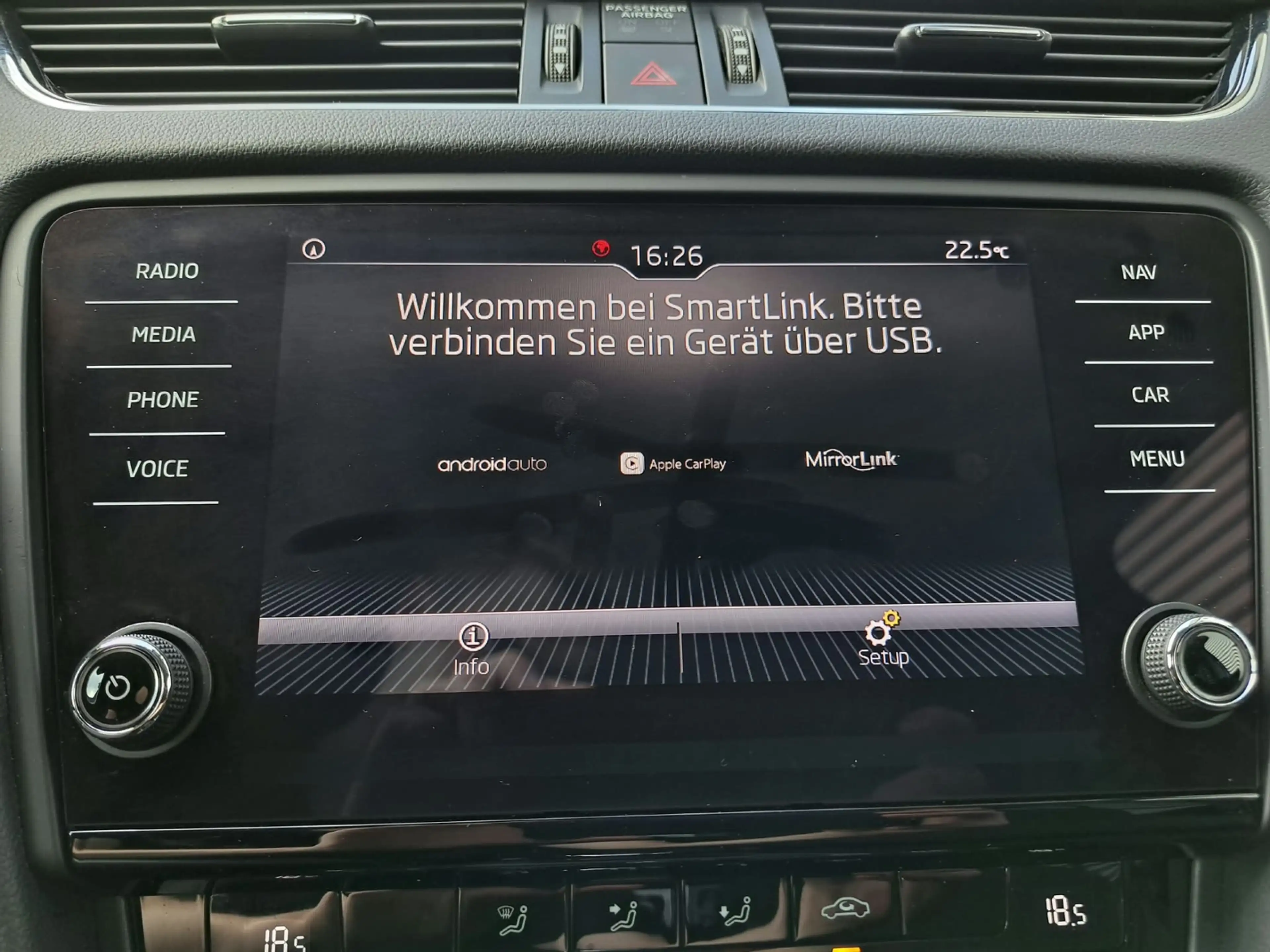 Skoda Octavia 1.0 TSI DSG *APP*NAVI*PDC*ALU*2-ZONEN KLIMAUTOMAT — photo 15