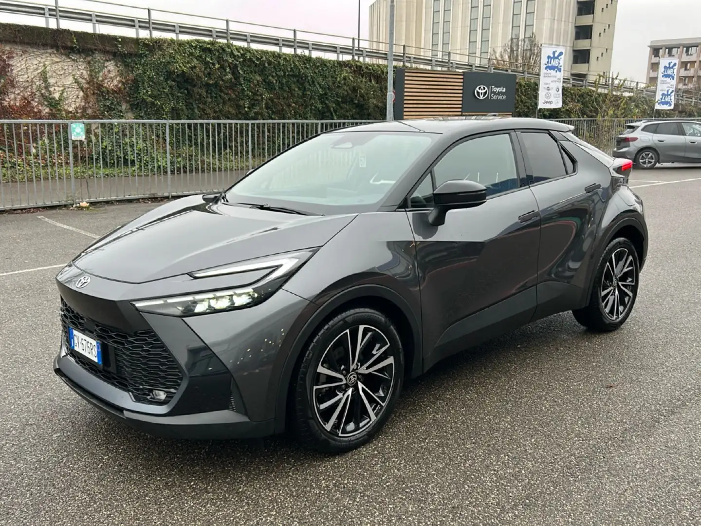 Toyota C-HR C-HR 1.8 Hybrid E-CVT Lounge IOVA ESPOSTA COMPRES - 1