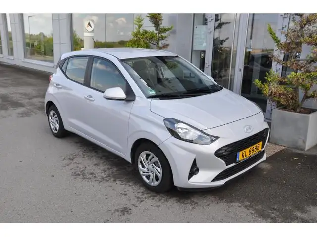 Hyundai i10 TWIST 63 MT5