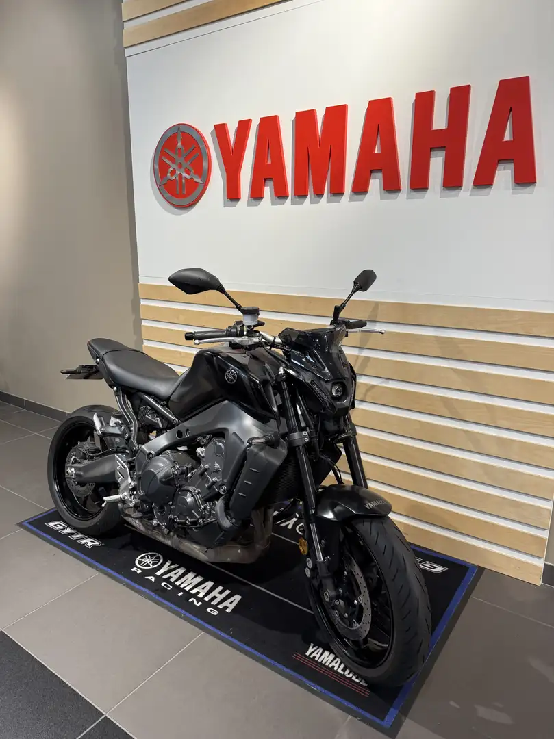 Yamaha MT-09 - 2