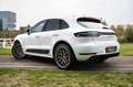 Porsche Macan GTS / PDK / SPORT CHRONO / PANO ROOF / BOSE SOUND Weiß - thumbnail 4