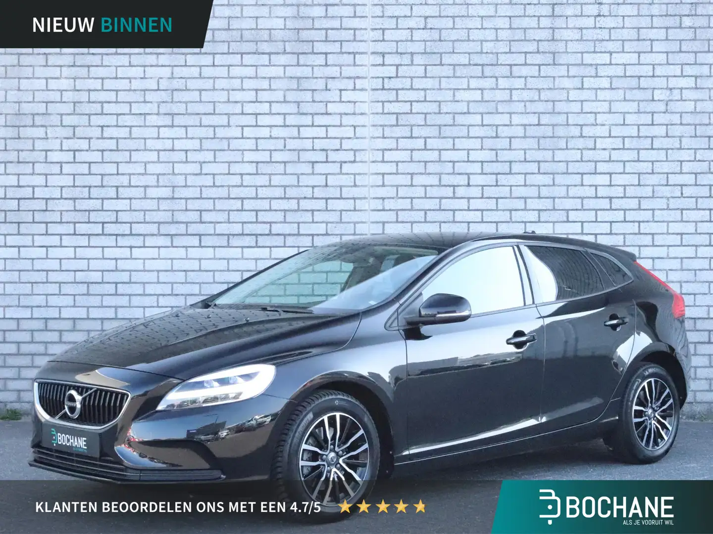 Volvo V40 2.0 T2 Nordic+ | Navigatie | Trekhaak | Stoelverwa Zwart - 1