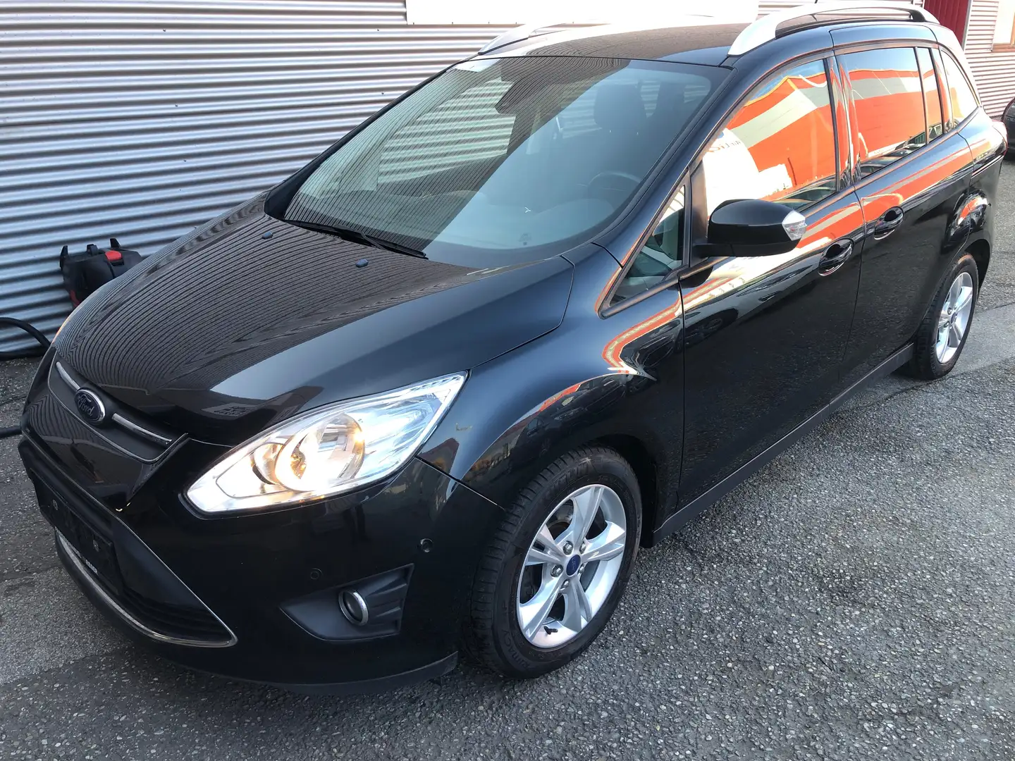 Ford C-Max C-MAX Titanium 1,0 #TOP ZUSTAND#NUR 81000KM# Schwarz - 1