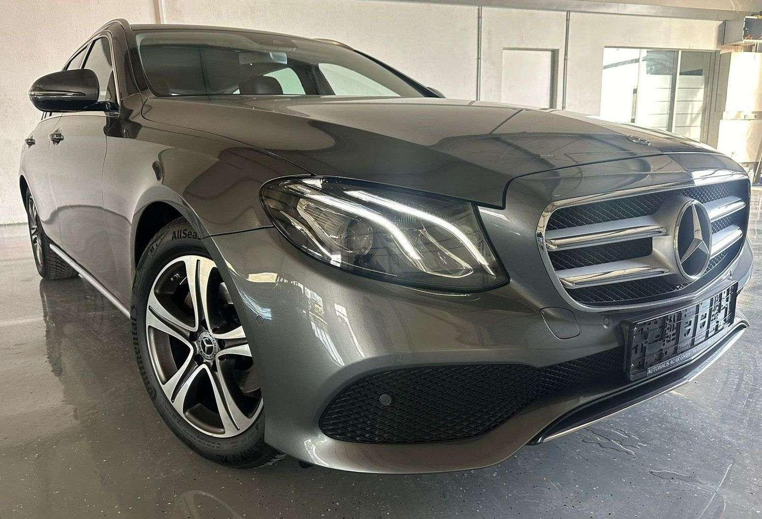 Second hand Mercedes Benz E-Class 