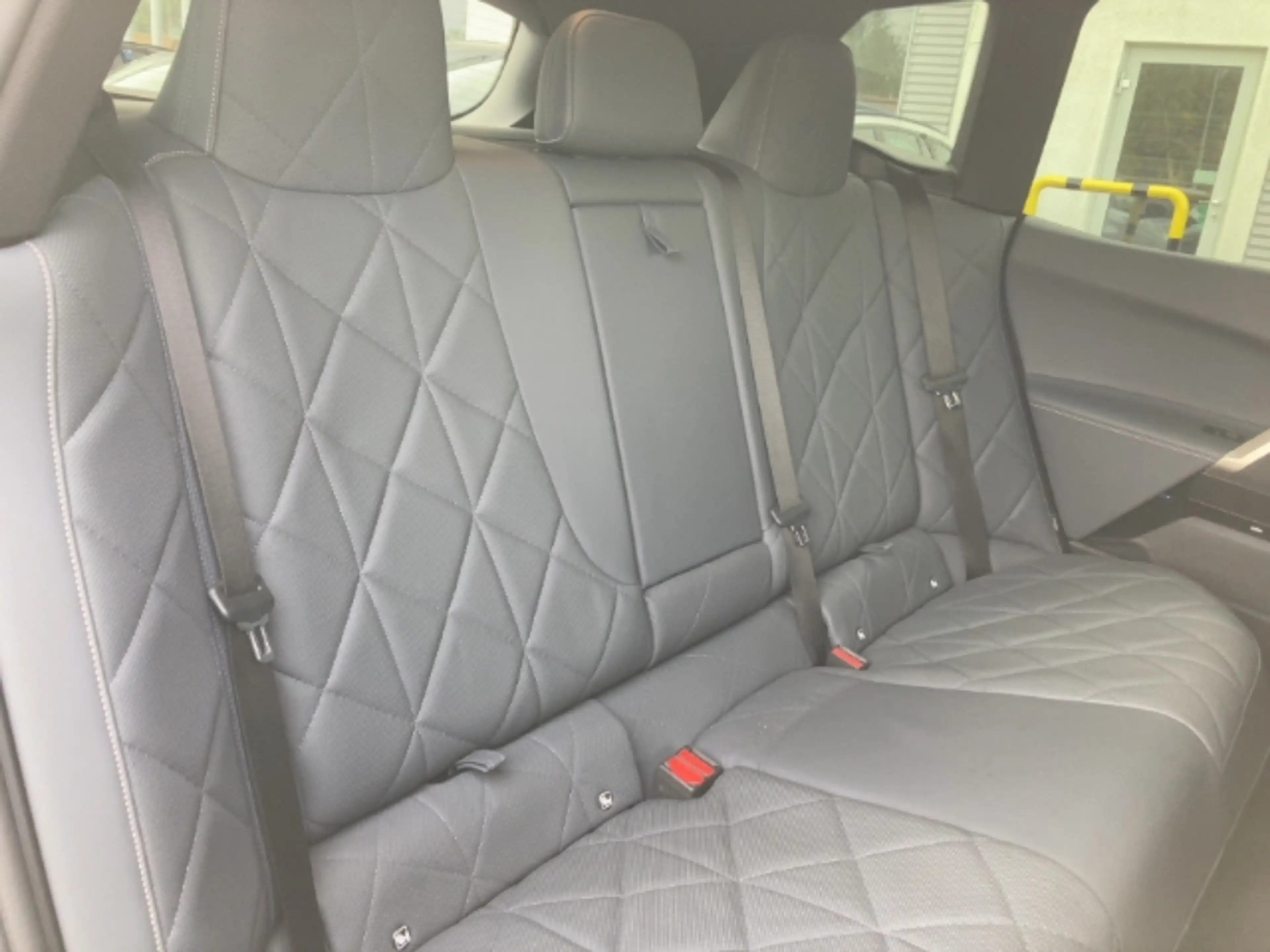BMW iX xDrive 50 Luftfederung AHK-klappbar El. Panodach P — photo 7