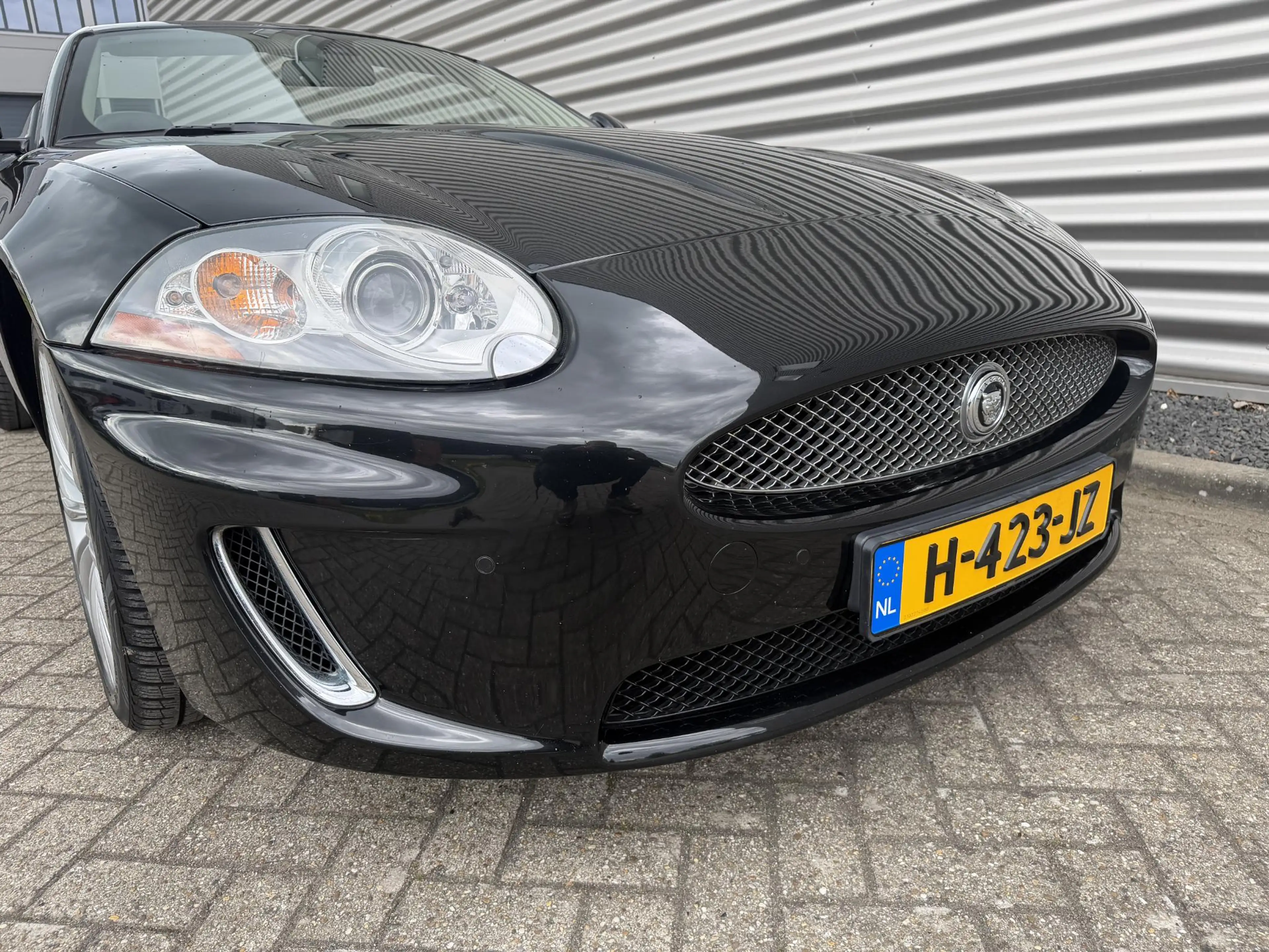 Jaguar XK 5.0 V8 Convertible — photo 23