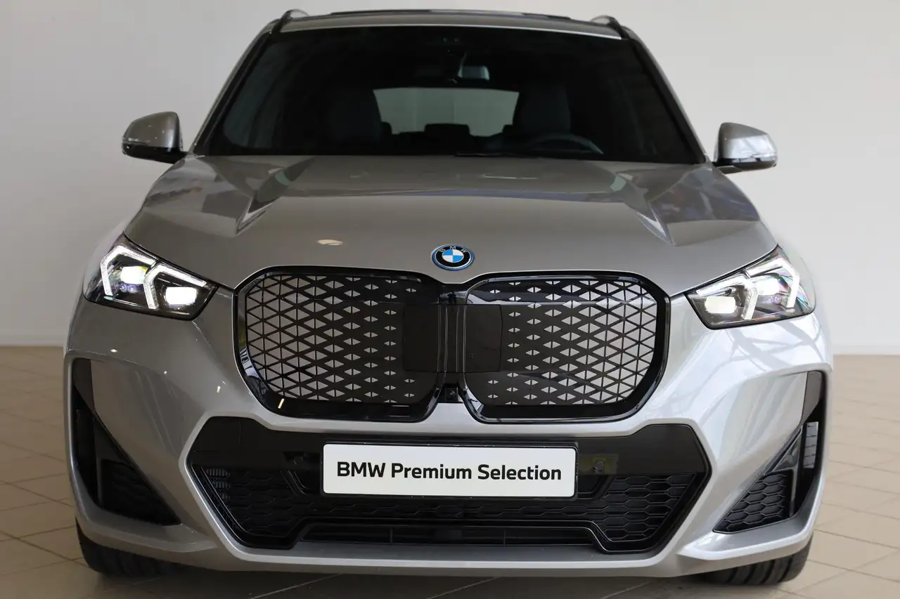 BMW iX1 2026
