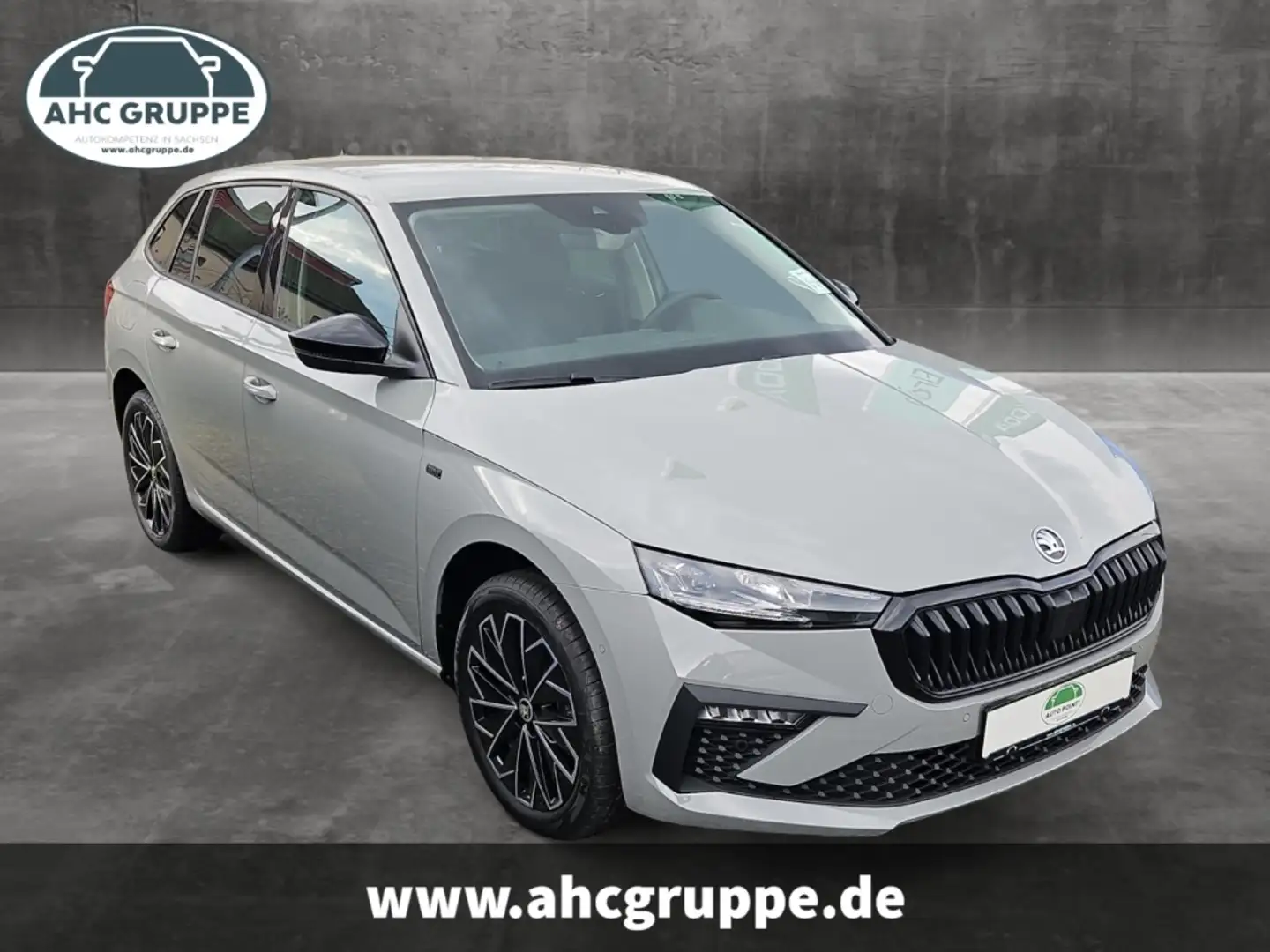 Skoda Scala 1.0 TSI 85kW Drive 7-Gang-DSG, Navi, AHK, Fahreras Grau - 2