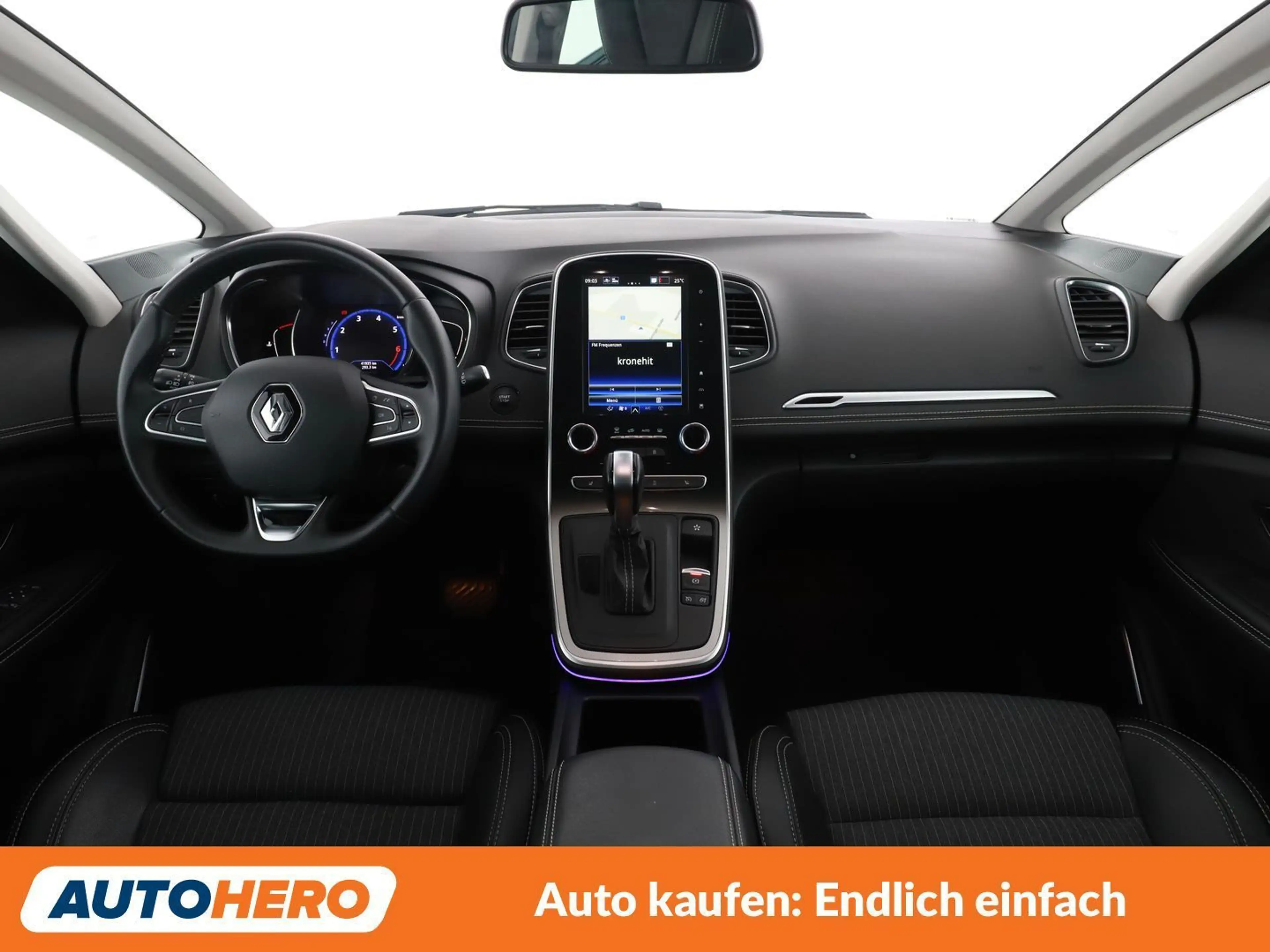 Renault Grand Scenic 1.3 TCe Techno — photo 12