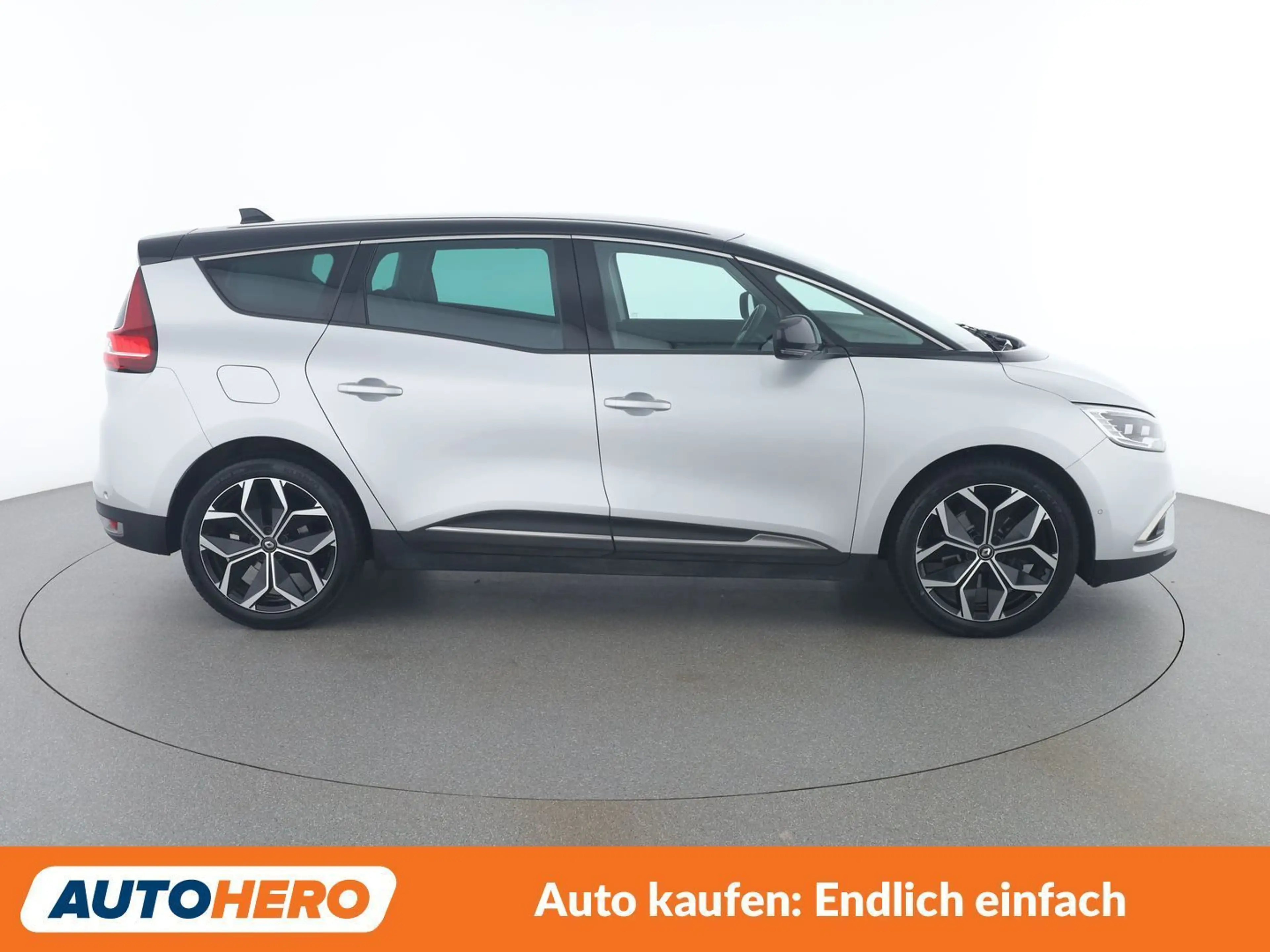 Renault Grand Scenic 1.3 TCe Techno — photo 7