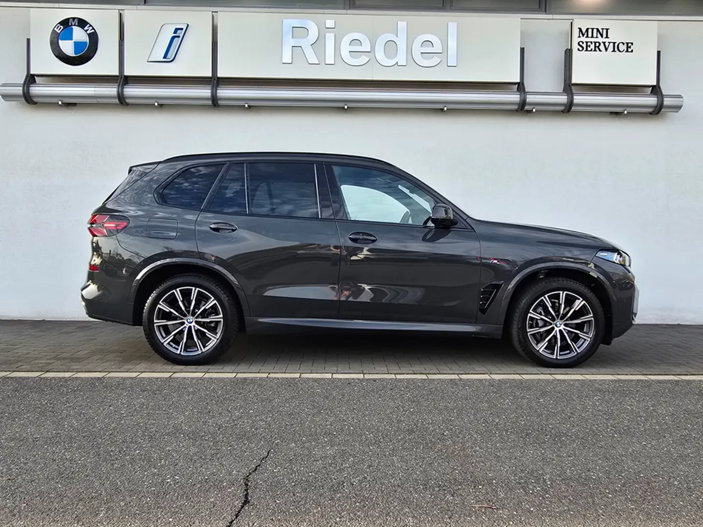 BMW X5 xDrive30d M Sportpaket*Pano*AHK*DAPro*PAPro* Grau - 2