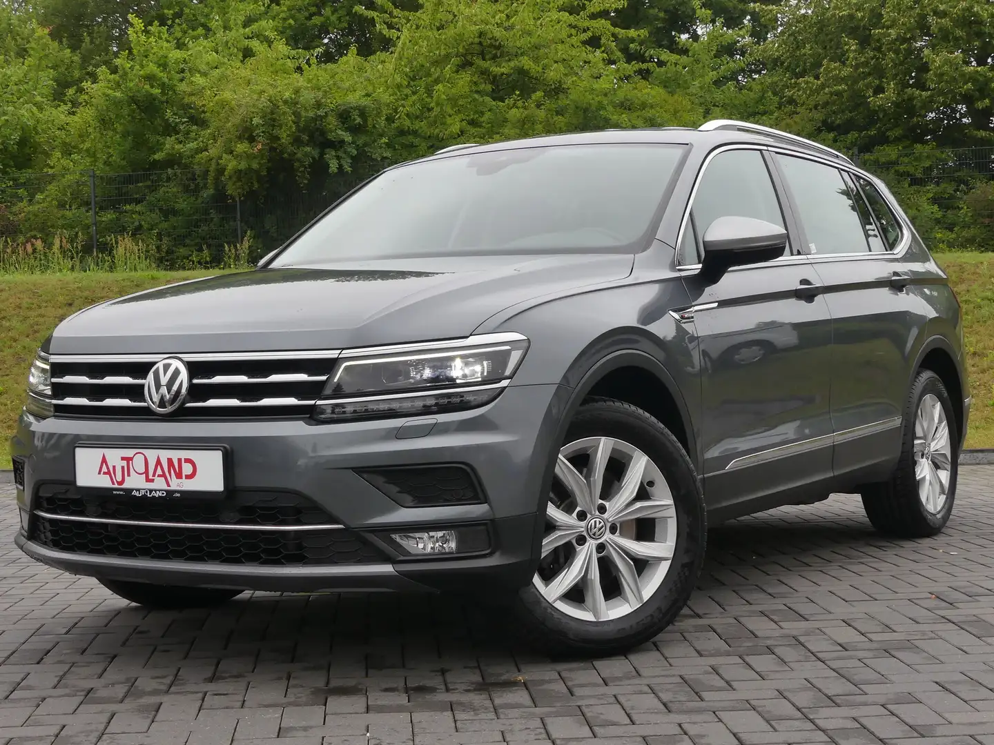 Volkswagen Tiguan Allspace Highline 4M LED Virtual Cockpit Grau - 2
