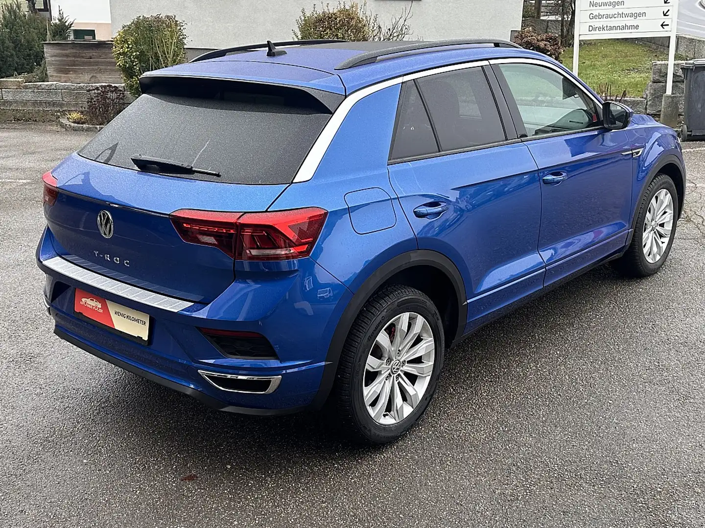 Volkswagen T-Roc 1,5 TSI ACT Sport DSG *R-Line, Panorama* Blau - 2
