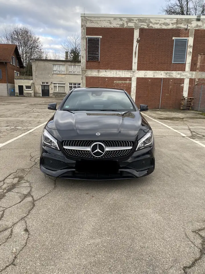 Mercedes-Benz CLA 180