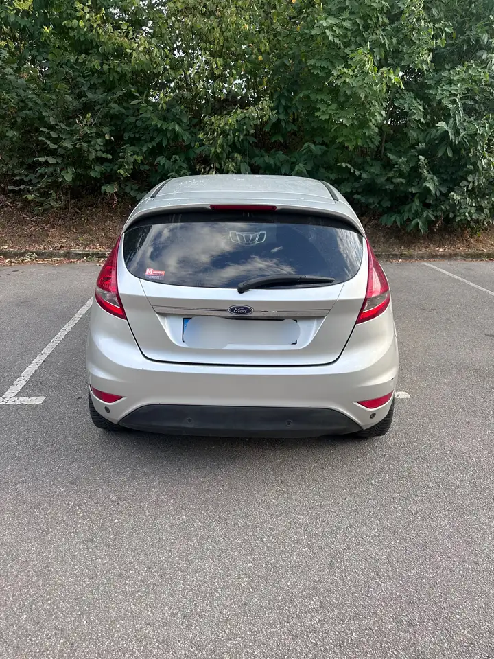 Ford Fiesta 5 portes — photo 5