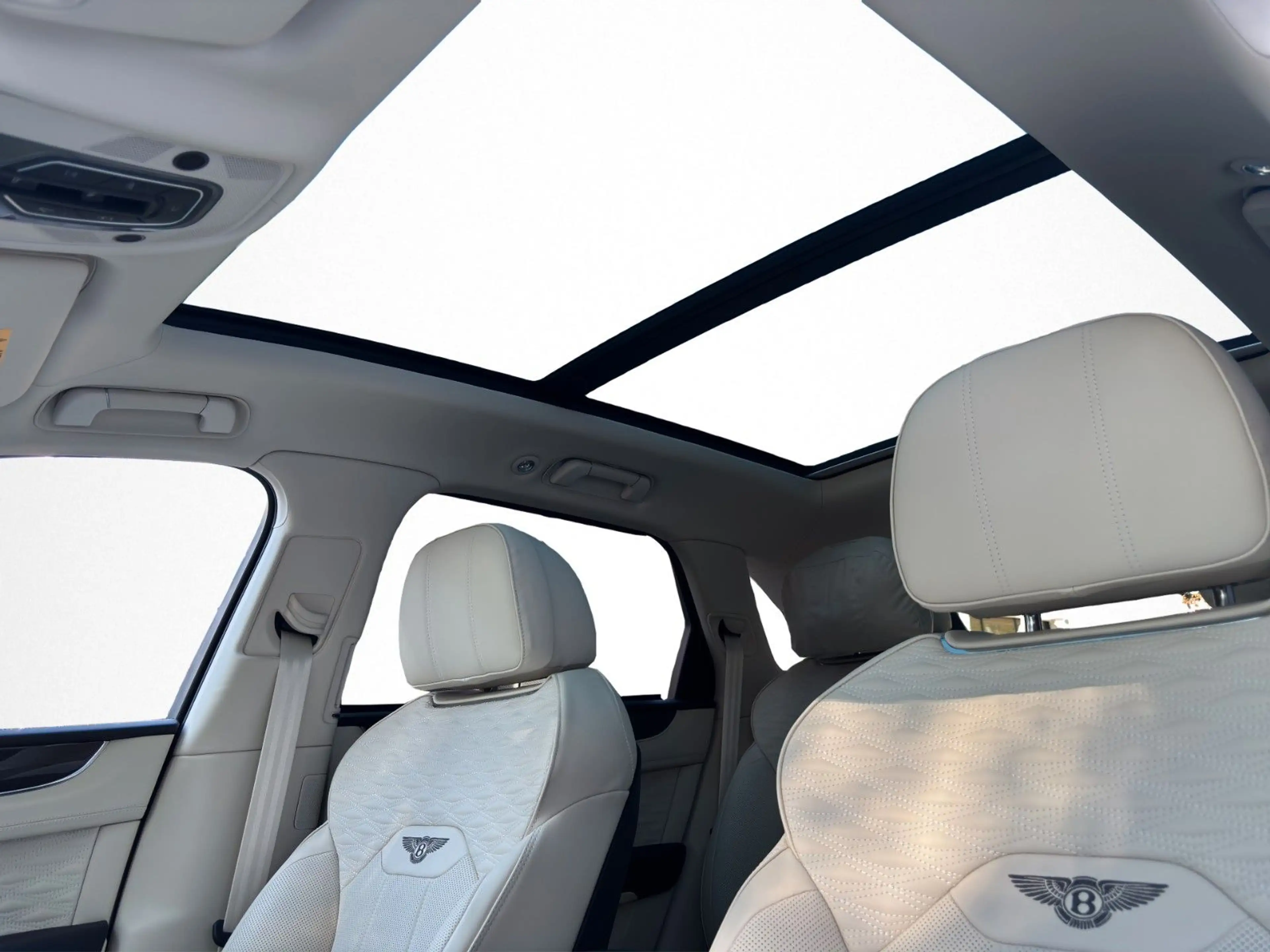 Bentley Bentayga Speed — photo 13